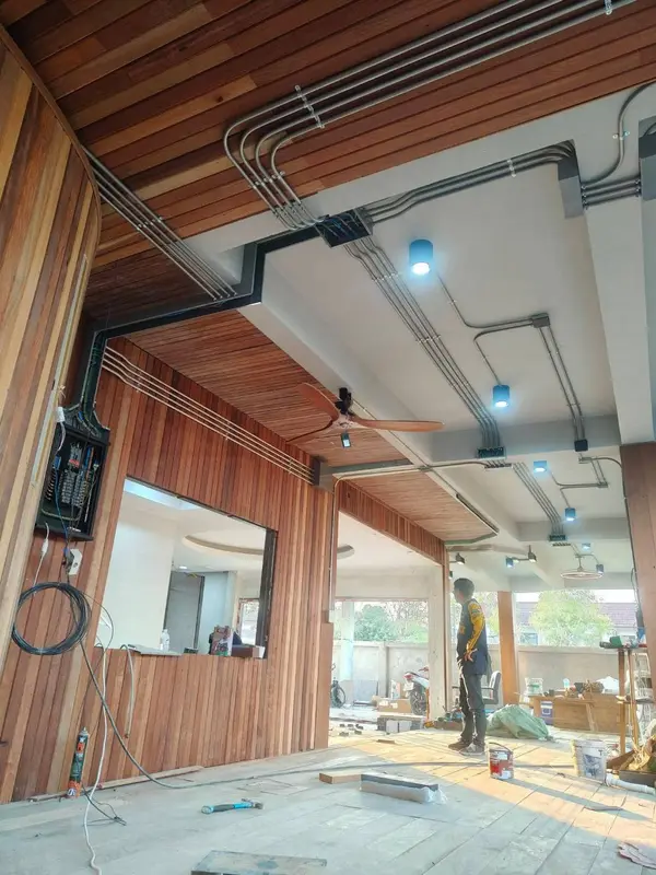 งานรีโนเวทพื้นที่และวางระบบไฟฟ้าใหม่โดยทีมช่าง KW&K